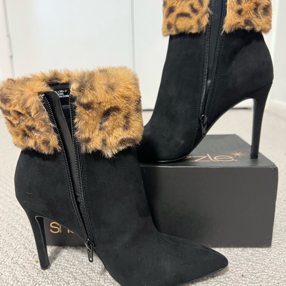 Black Stiletto Heeled Boots with Leopard Trim